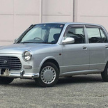 中古車販売　ダイハツ　ミラジーノ